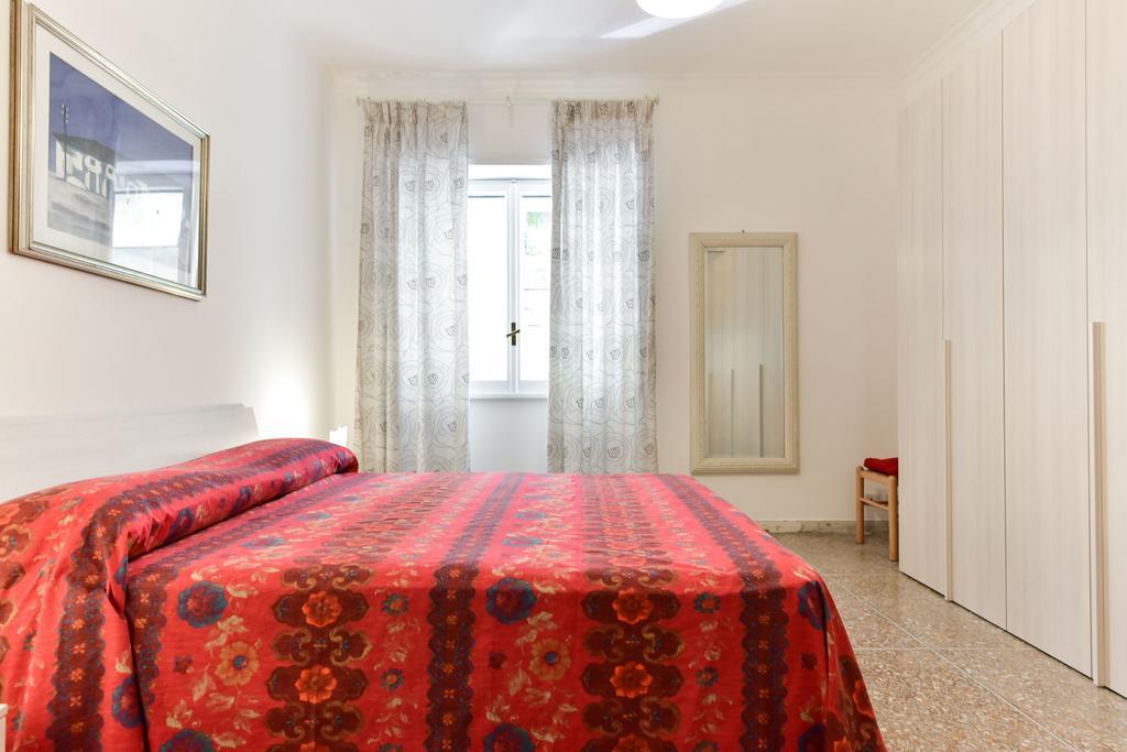 Red & White Vatican Apartment Rom Exterior foto